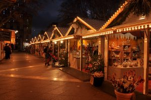 marche-de-noel-le-broc-06510